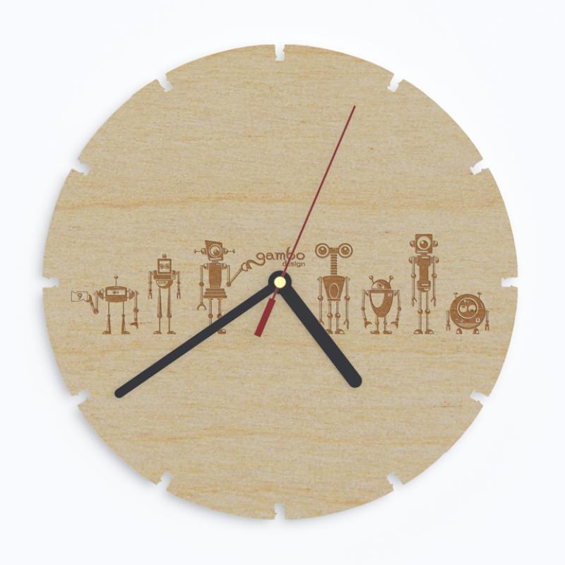 Kreative Wanduhr in Naturton mit futuristischem Motiv